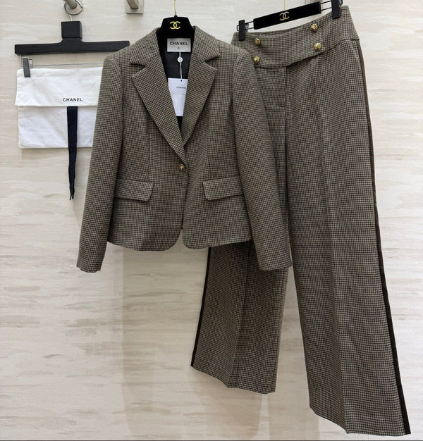 CC 26S Houndstooth Blazer & Wide-Leg Trousers Set Taupe 438850