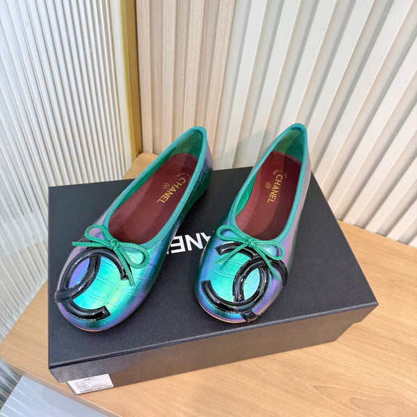 CC 26FW Coco Beach Ballet Flats Bow Detail Pebbled Calfskin 182077