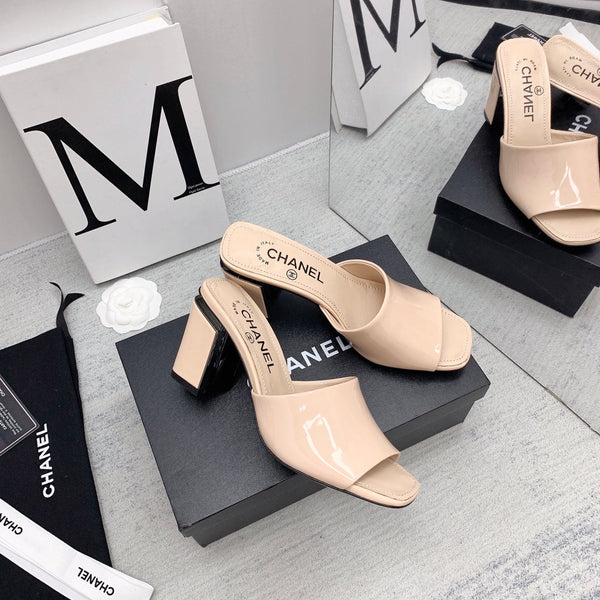 CC 26s Mules Sandals 8.5cm Patent Leather 162898