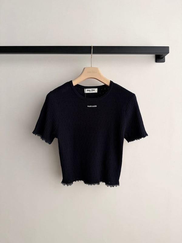 Miu Miu 26SS Lace-Trimmed Round Neck Short-Sleeve Top in Cotton