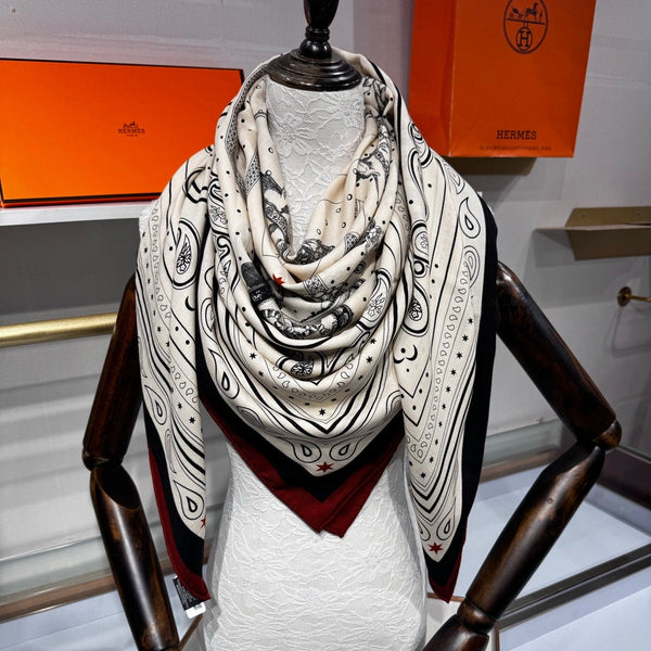 HM Grand Apparat Bandana Shawl 140x140cm Cream Black Cashmere Silk 212693