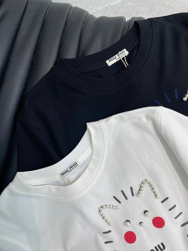 Miumiu 2026 Cat-themed Beaded Heavy-duty Short-Sleeve T-Shirt Cotton 343406