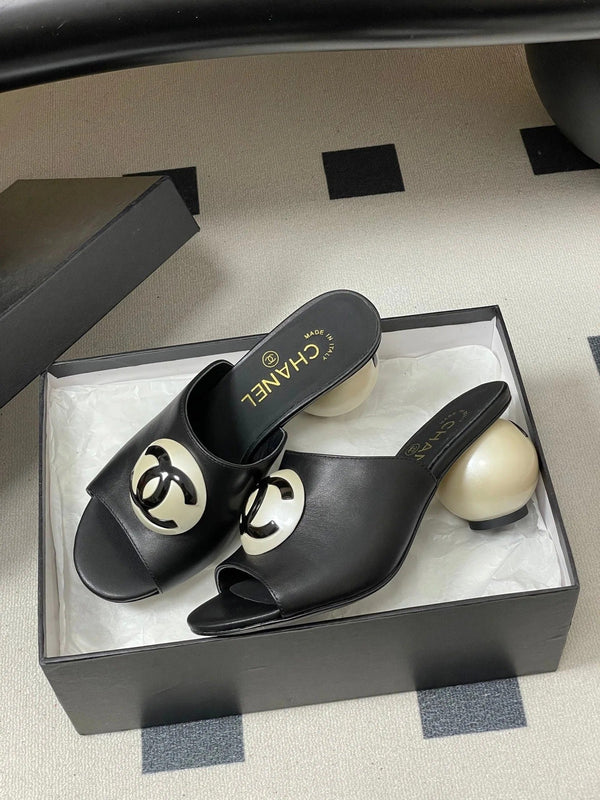 CC 2026 Pearl Heel Sandals 70 Double C Buckle Sheepskin