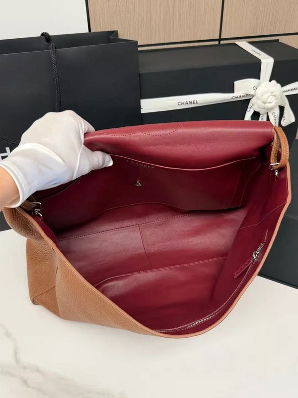 Chanel 2026 Maxi Flap Bag 38.5cm Camel Brown Grained Calfskin