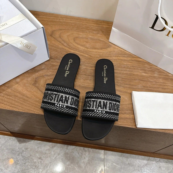 CD 26s Embroidered Sandals Black Canvas Leather 685617