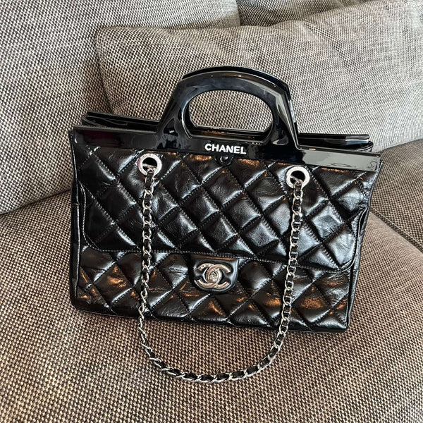 CC 2026 Delivery Tote Bag 30cm Black Glossy Calfskin