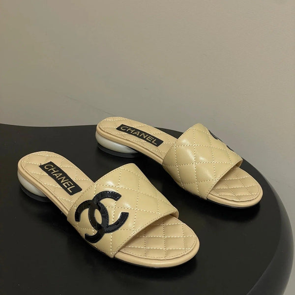CC 2026 Pearl Flat Sandals Lambskin Double C Logo