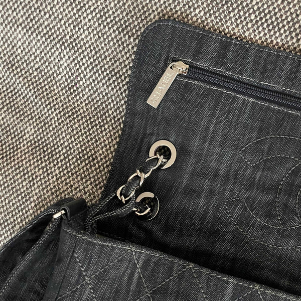 CC 2026 Stretch Spirit Messenger Bag Black Denim