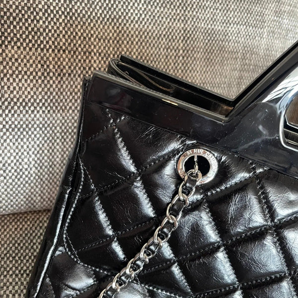CC 2026 Delivery Tote Bag 30cm Black Glossy Calfskin