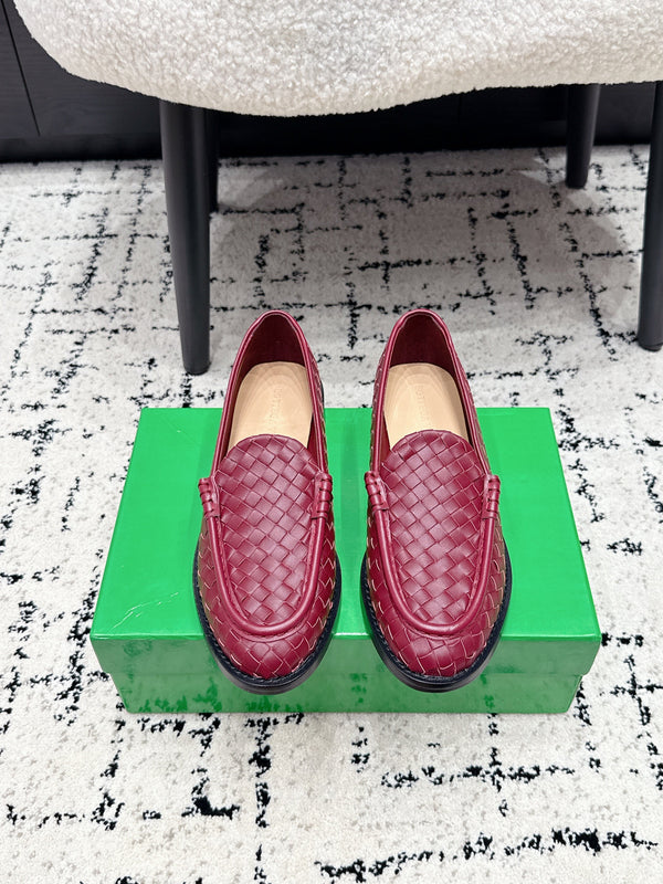 BV Silenzio Loafer Burgundy Woven Leather 769992
