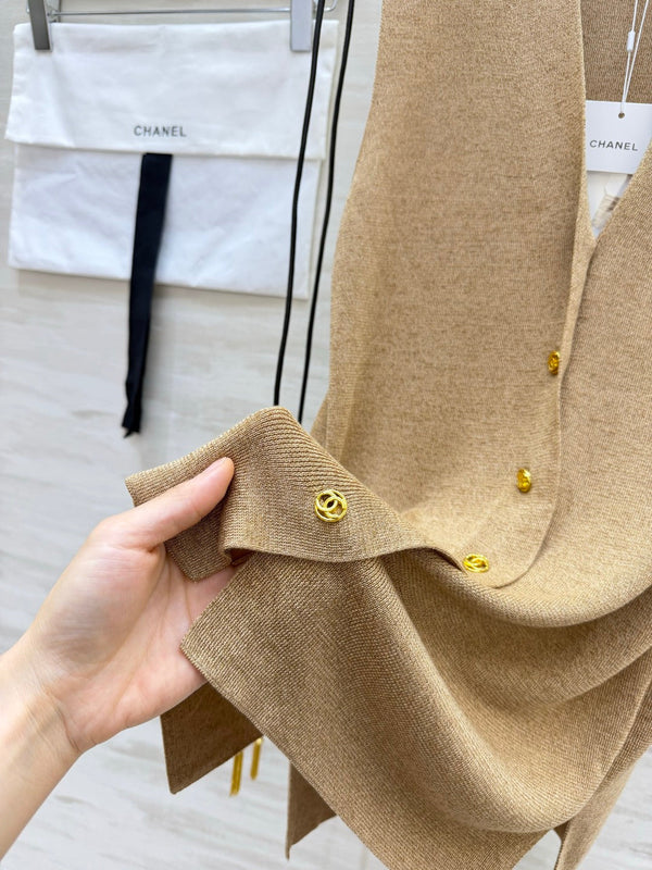 CC 26s Knit Belted Vest Camel 438759