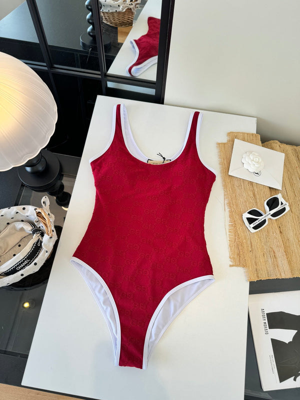 Gucci 26s One-Piece Red Cotton 184233