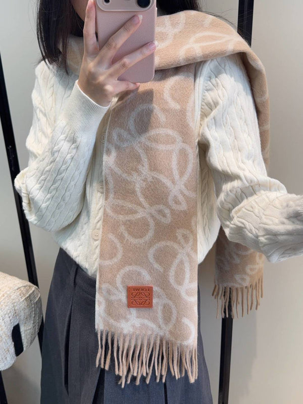Loewe Scarf 180CM Beige White Wool-blend 100122
