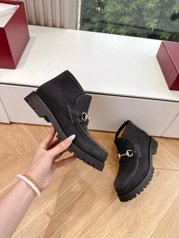 GG Men's Ankle Boot With Horsebit Variation Dark Brown Suede 506837