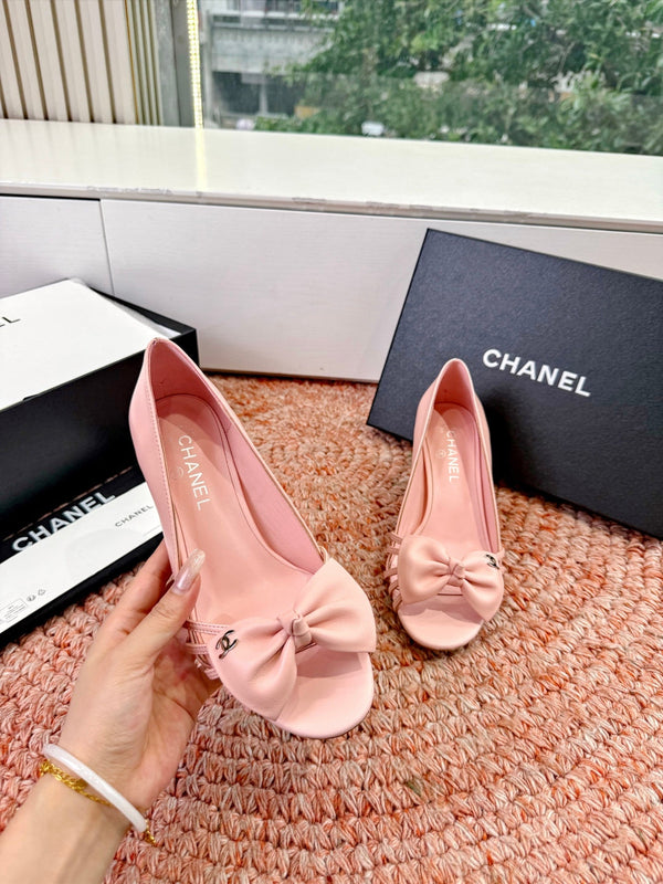 CC 26s Bow High Heels Pink Sheepskin 703677