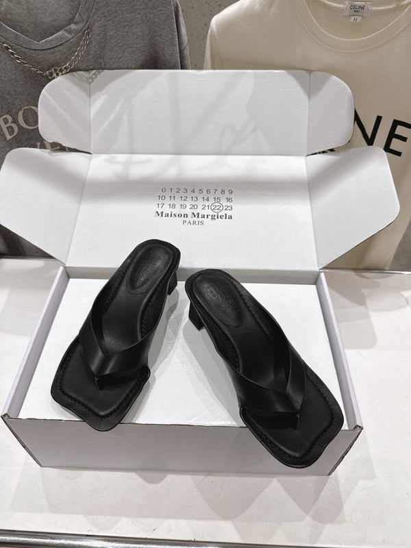 MM High-Heeled Flip-Flops Black Cowhide 896512