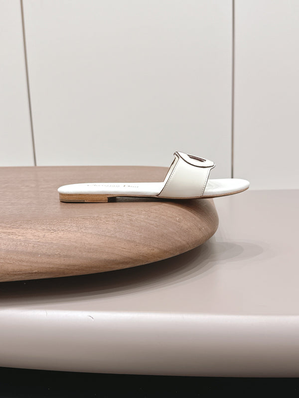 CD 26s Round-Toe Slide Sandals White Calfskin 738240