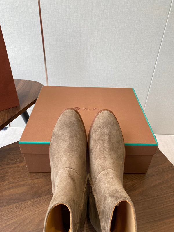 LP latest short boots light brown suede 388105