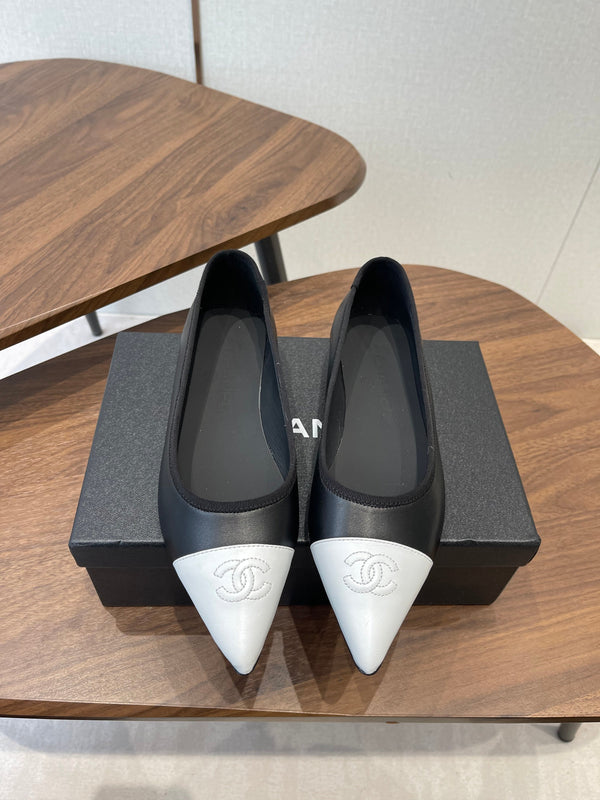 CC 26s Ballet Flats Black White Lambskin 624237