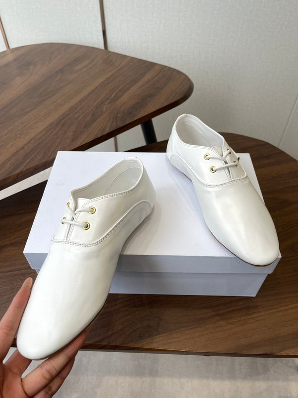 CL Ballet Lace-Up Shoe White Lambskin 790670