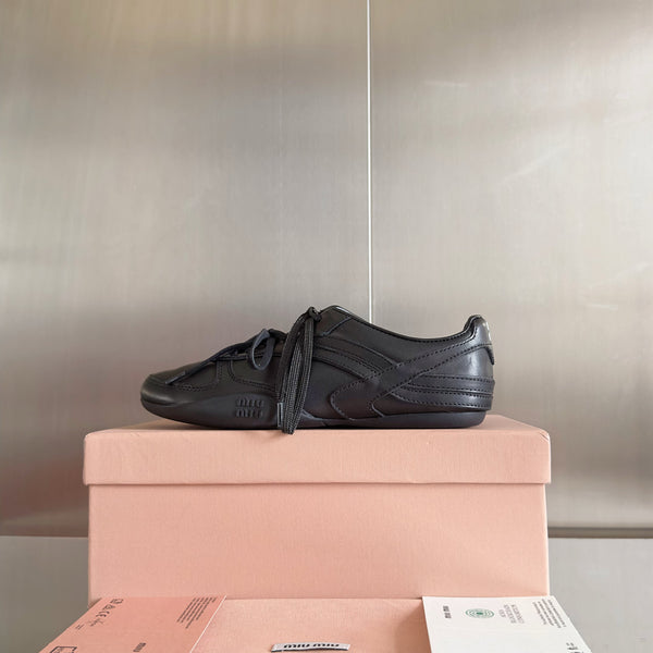 Miu Gymnasium Sneakers Black Cowhide 509751