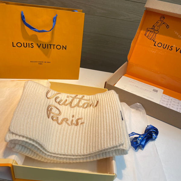 LV Exclusive Scarf 180cm White Wool 978802