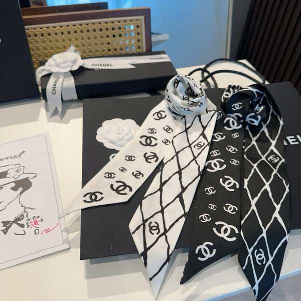 CC Twilly Mini Scarf 120 Black Silk Twill 147674