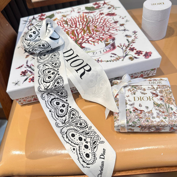 CD Twilly Mini Scarf 105cm White Black Mulberry Silk 968857