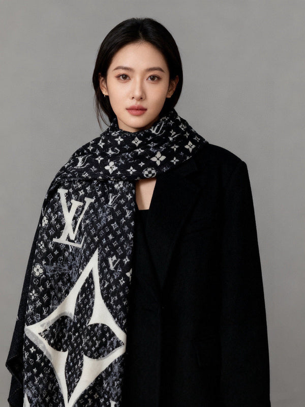 LV Shiny Silver Scarf 200cm Black White Cashmere 969182