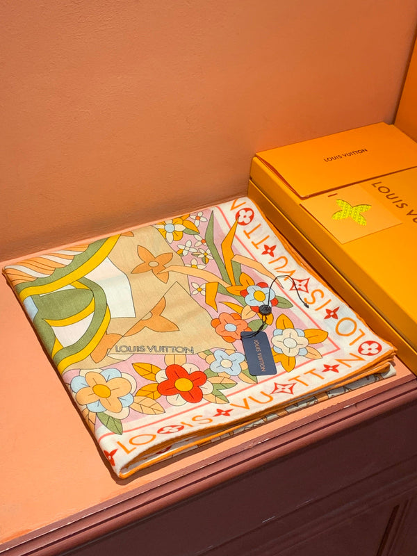 LV Double-sided Scarf 135cm Beige Cashmere Silk 143725