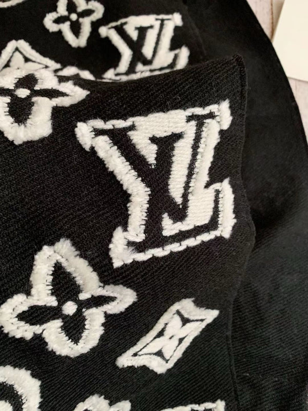 LV 3D Scarf 220cm Black White Cashmere 973417