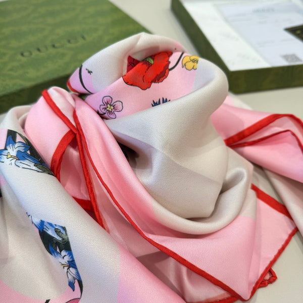 GG Signature Floral Scarf 90CM White Pink Twill Silk 280696
