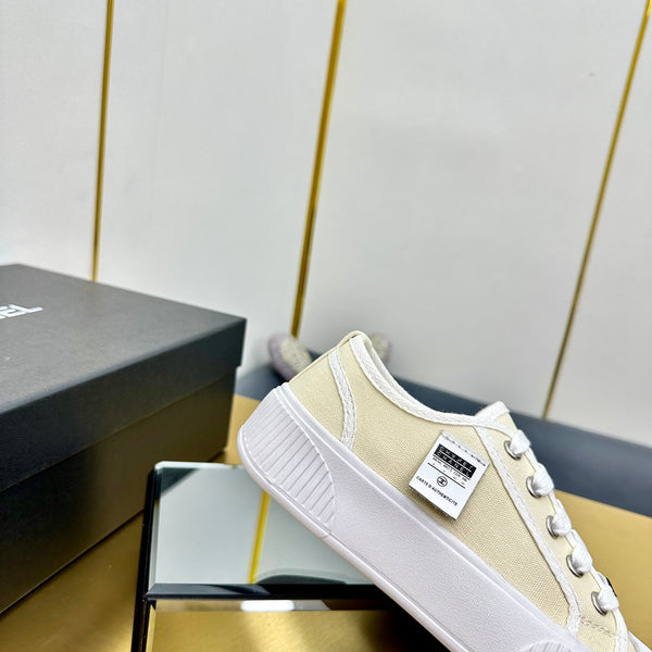 CC 26s Platform Sneakers White Canvas 832623