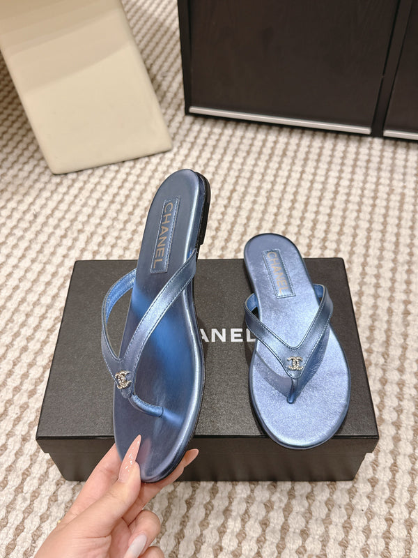 CC 26ss Flip-Flops Dark Blue Metalic Sheepskin 653599