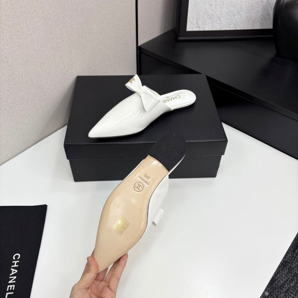 CC 25 Point-Toe Flat Mule White Patent Calfskin 352473