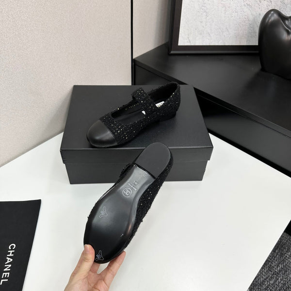 CC25 Mary Janes Black Tweed And Cowhide 352507