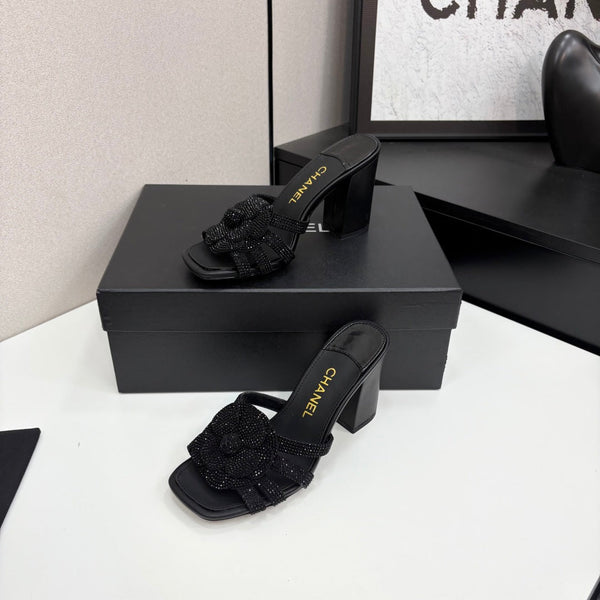 CC 25 Camellia Open Heel Mule Sandals 90mm Black Stone Grain And Sheepskin 368844