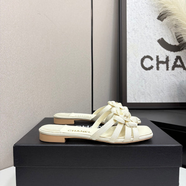 CC 25 Camellia Open Flat Mule Ivory Sheepskin And Fabric 368849
