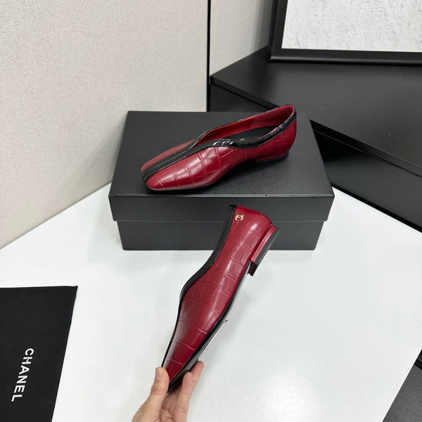 CC 26s Ballet Flats Burgundy Glossy Crocodile Embossed Calfskin 743142