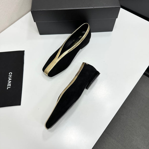 CC 26s Ballet Flats Black Suede 743135