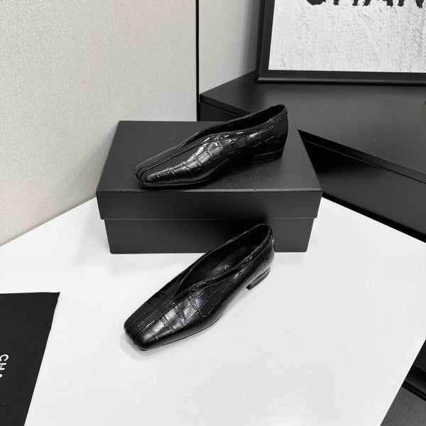 CC 26s Ballet Flats Black Glossy Crocodile Embossed Calfskin 743139