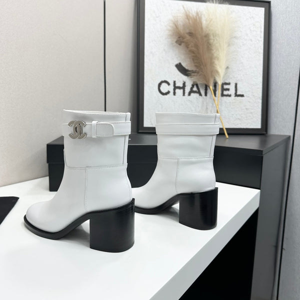 CC FW 2026 Ankle Boot White Cowhide 925670