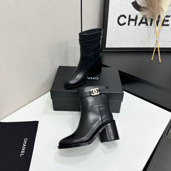 CC FW 2026 Ankle Boot Black Cowhide 925672
