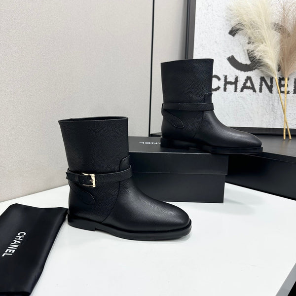 CC 26S Buckle Botines 3cm Black Grained Leather 109272
