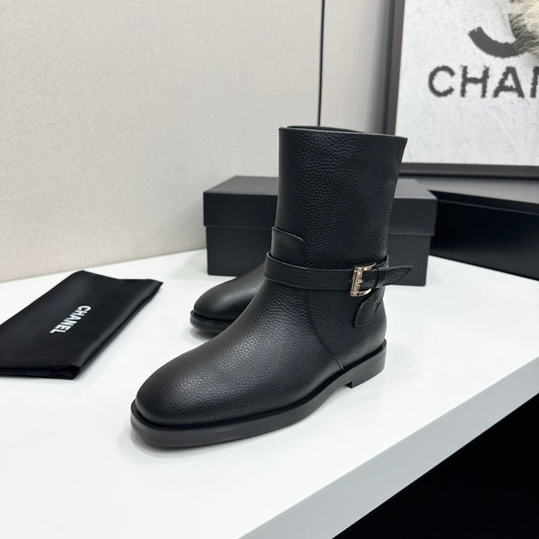CC 26S Buckle Botines 3cm Black Grained Leather 109272