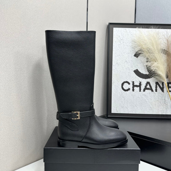 CC 26S Buckle Jumping Boots 3cm Black Grained Leather 109269