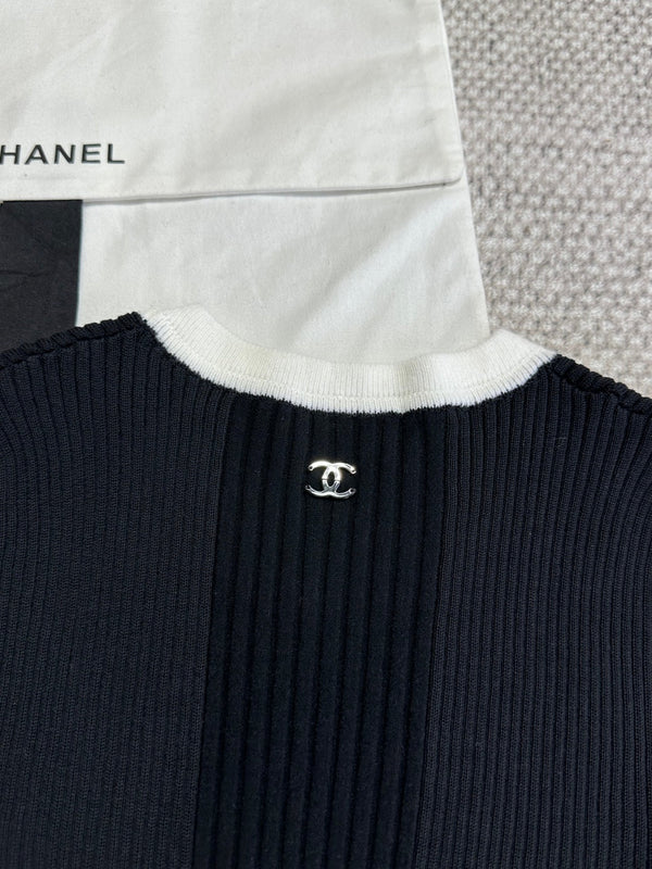 CC 25 Round Neck Short Sleeves T-shirt Cotton