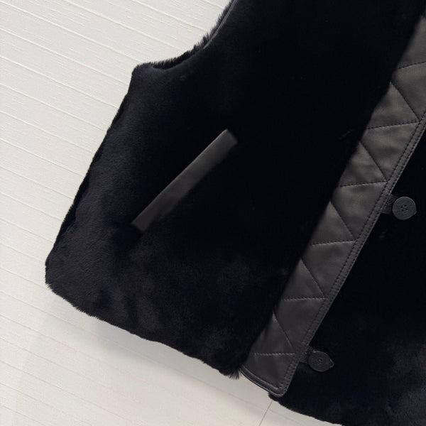 HM 26 Shearling Vest Black Fabric & Fur 428601