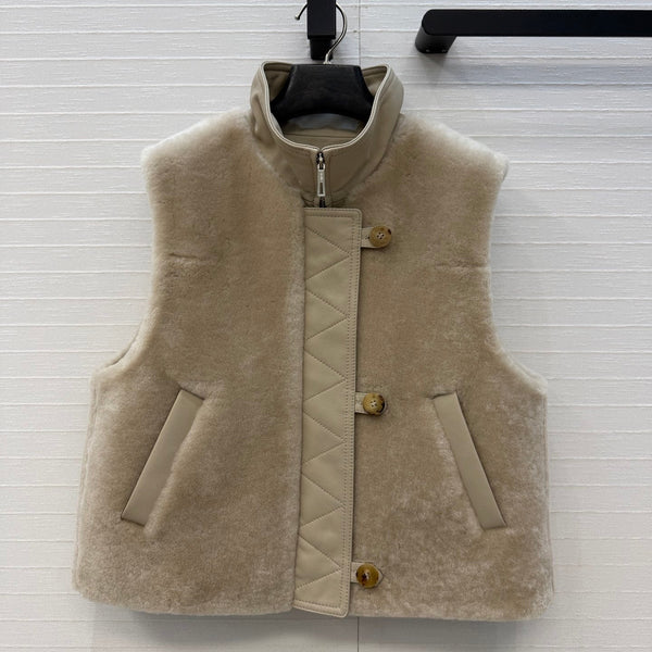 HM 26s Sleeveless Short Vest Beige Fabric & Fur 428595