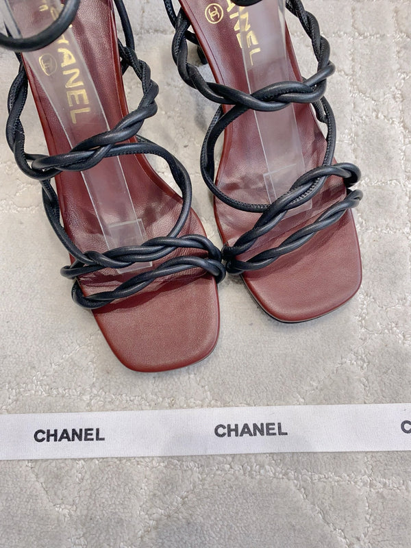 CC 26s Strappy Sandals 7.5cm Burgundy Black Sheepskin 723618